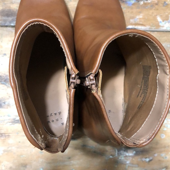 Brown ankle height chunky heel boots - Picture 5 of 5